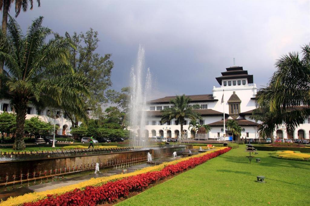 Paskal Inn Bandung Bagian luar foto